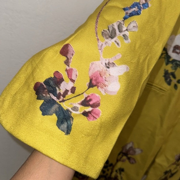 STYPEWE YELLOW FLORAL COAT - Picture 3 of 9